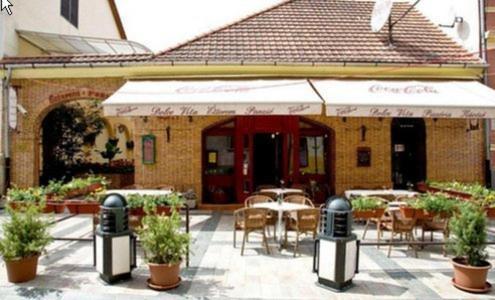 Dolce Vita Panzio Mişcolţ Exterior foto